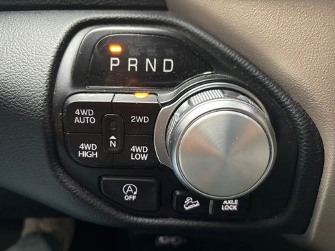 Used 2021 RAM 1500 Laramie w/ Off Road Group AWD/4WD image 26