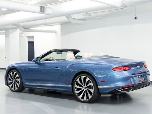 New 2026 Bentley Continental GTC AWD/4WD image 3