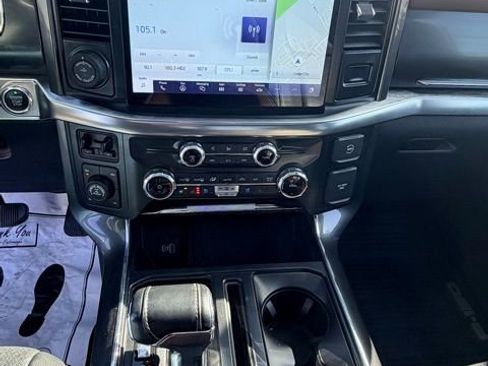 Certified 2022 Ford F150 Lariat w/ Equipment Group 502A High image 11