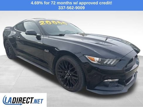 Used 2017 Ford Mustang GT w/ GT Performance Package image 5