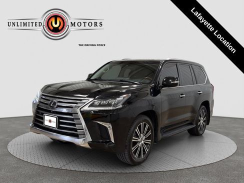Used 2019 Lexus LX 570 4WD w/ Luxury Package image 4
