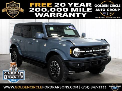 Used 2025 Ford Bronco Outer Banks AWD/4WD image 1