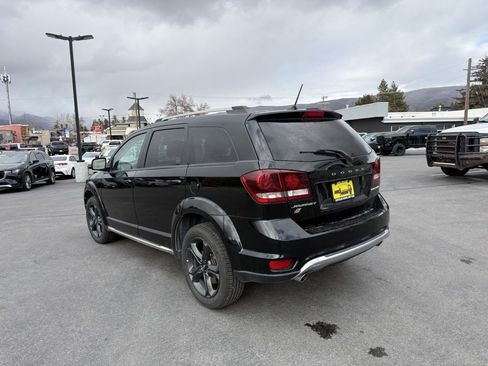 Used 2018 Dodge Journey Crossroad image 3
