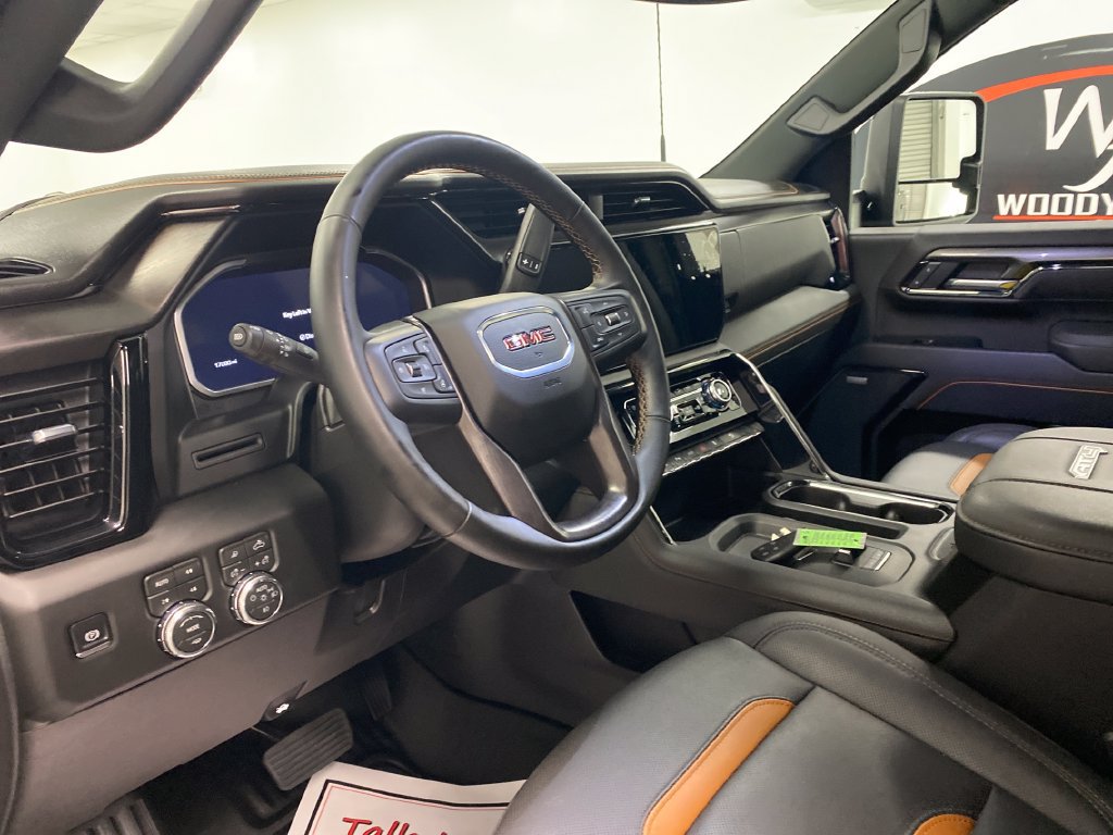 Used 2026 GMC Sierra 2500 AT4 AWD/4WD image 14