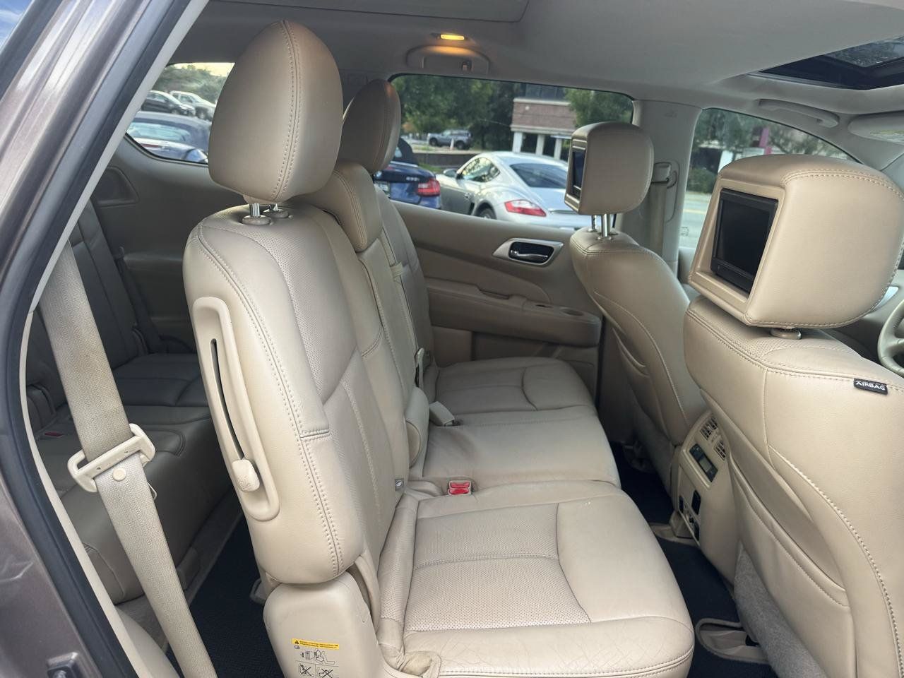 Used 2014 Nissan Pathfinder Platinum w/ Platinum Premium Package AWD/4WD image 24
