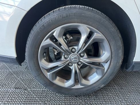 Used 2023 Honda Accord EX image 27