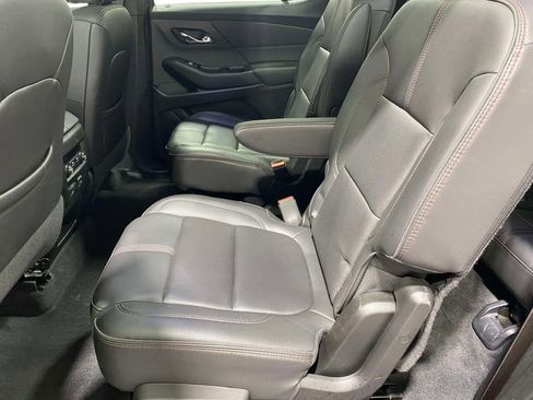 Used 2023 Chevrolet Traverse RS AWD/4WD image 11