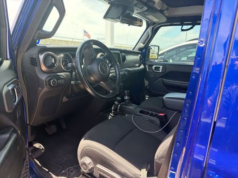 Used 2020 Jeep Wrangler Unlimited Sport AWD/4WD image 8