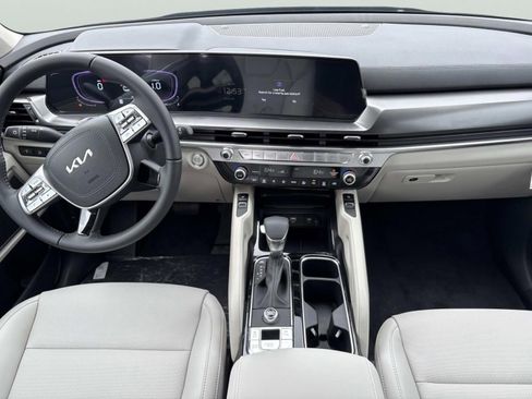 New 2025 Kia Telluride S image 16