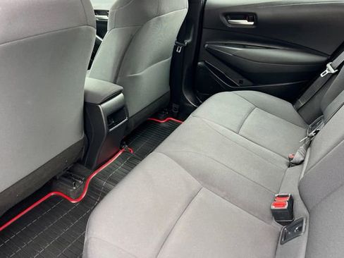 Used 2021 Toyota Corolla LE image 13