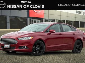 Used 2016 Ford Fusion SE FWD video 1