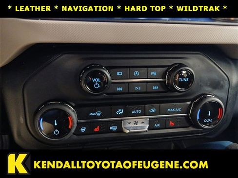 Used 2022 Ford Bronco Wildtrak image 16