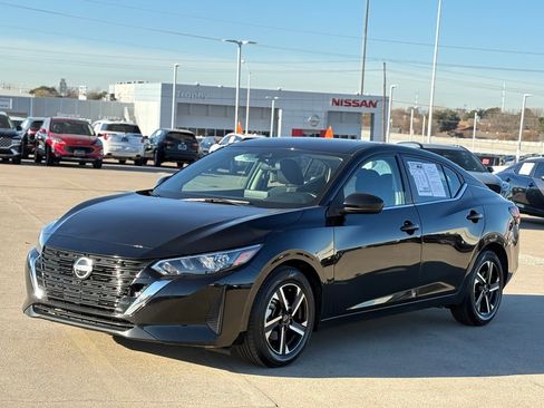 Certified 2024 Nissan Sentra SV image 3