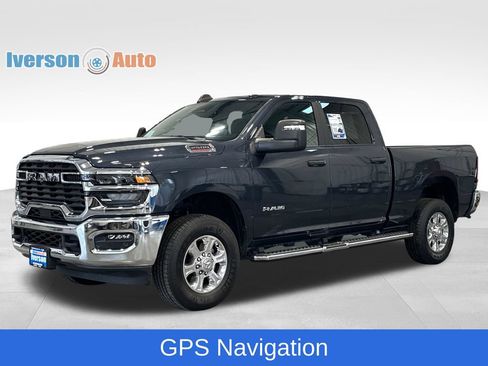 Used 2026 RAM 2500 Big Horn AWD/4WD image 5