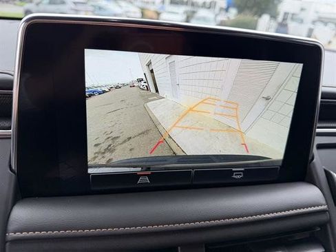 Used 2022 GMC Yukon AT4 image 27