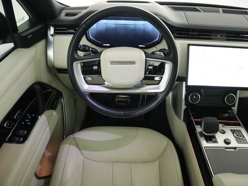 Used 2023 Land Rover Range Rover SE image 10