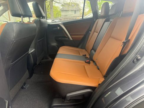 Used 2016 Toyota RAV4 Limited w/ Advanced Technology Package AWD/4WD image 9