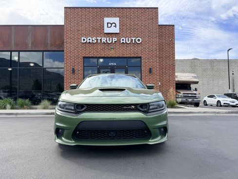 Used 2021 Dodge Charger Scat Pack w/ Plus Group RWD image 2