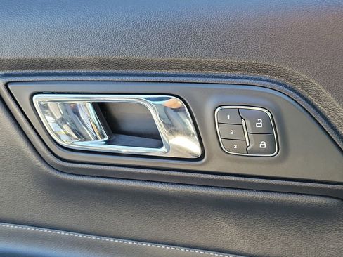 Used 2017 Ford Mustang GT Premium w/ Equipment Group 401A image 17