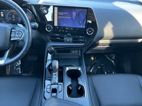 Used 2023 Lexus NX 350 AWD w/ Towing Package (2000 Lbs) image 12