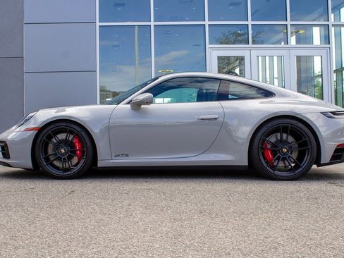 Used 2024 Porsche 911 Carrera GTS w/ Premium Package image 7