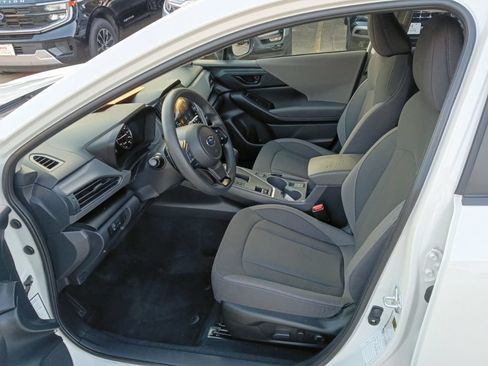 Used 2025 Subaru Crosstrek 2.5i Premium AWD/4WD image 4