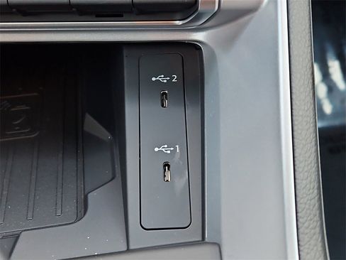 New 2025 Audi Q3 2.0T Premium image 11