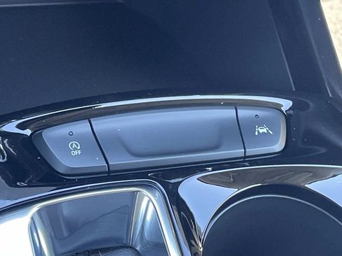 New 2026 Chevrolet Trax LT w/ LT Convenience Package image 21