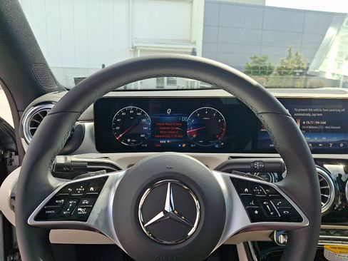 Used 2026 Mercedes-Benz CLA 250 image 20