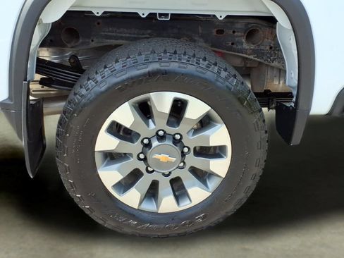 Certified 2025 Chevrolet Silverado 2500 Custom w/ Custom Value Package AWD/4WD image 31