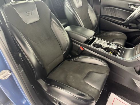 Used 2019 Ford Edge ST w/ Convenience Package AWD/4WD image 38