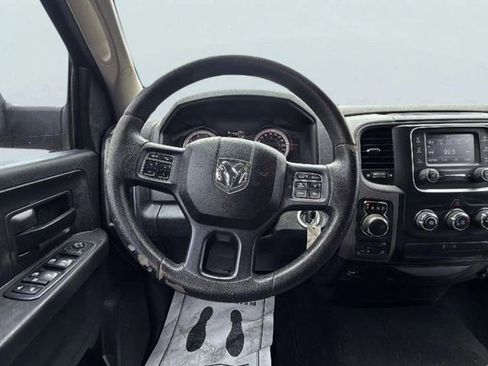 Used 2017 RAM 1500 Express image 11