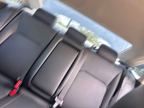 Used 2023 Honda Civic Touring image 39