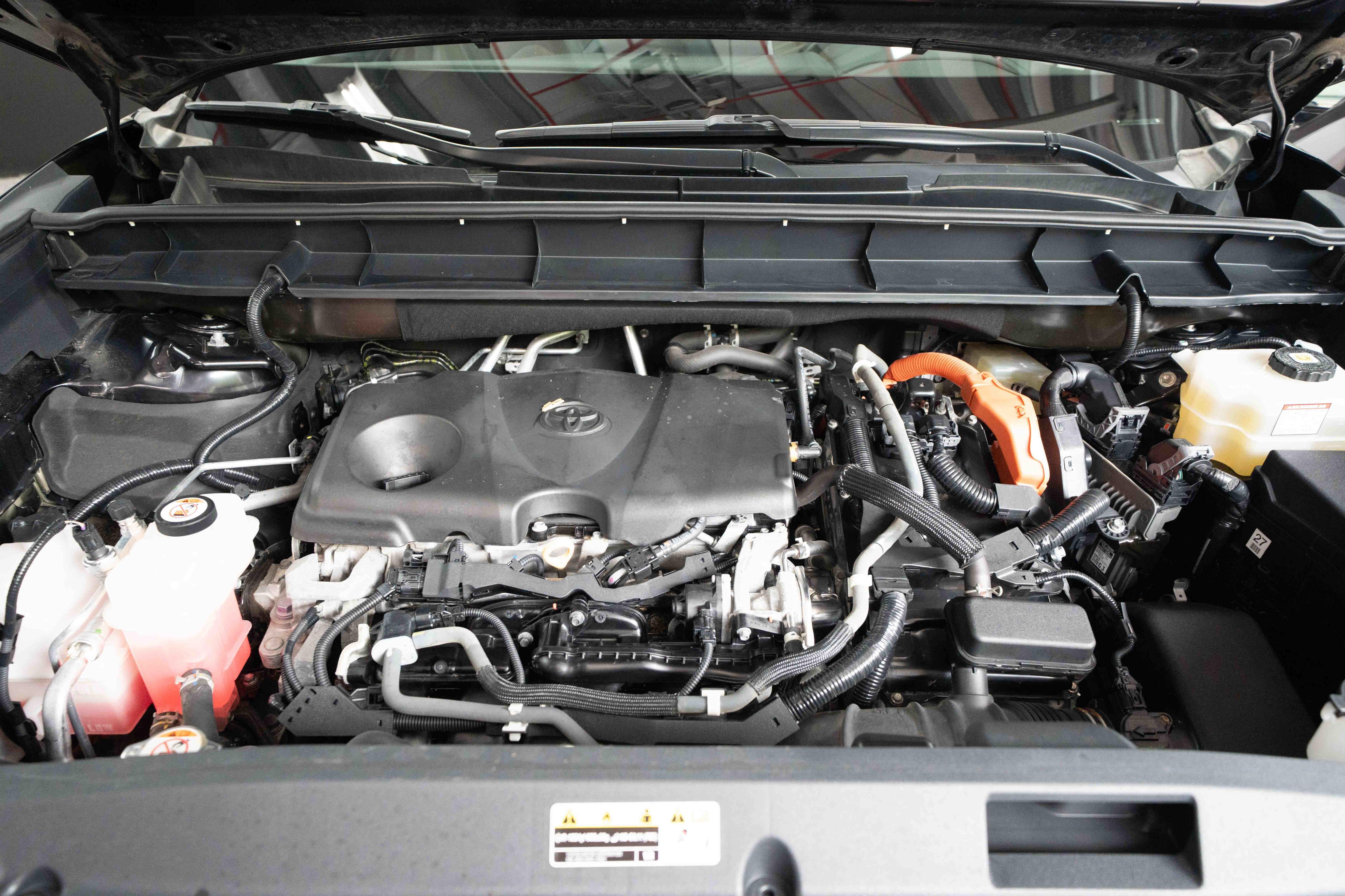 Used 2021 Toyota Highlander XLE AWD/4WD image 31