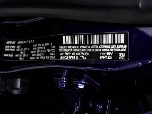 Used 2017 Maserati Levante w/ Luxury Package AWD/4WD image 41