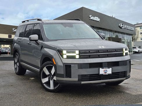 Used 2024 Hyundai Santa Fe Limited image 1