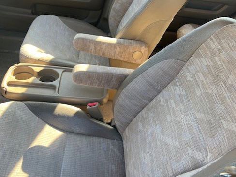 Used 2003 Honda CR-V LX image 14