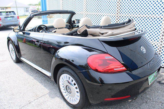 Used 2015 Volkswagen Beetle 1.8T FWD image 4