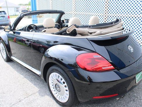 Used 2015 Volkswagen Beetle 1.8T FWD image 4