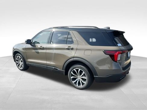 New 2026 Ford Explorer ST-Line AWD/4WD image 7