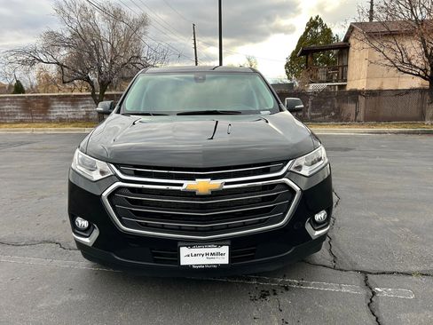 Used 2021 Chevrolet Traverse LT w/ LPO, Floor Liner Package image 8