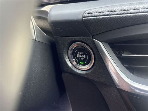 Certified 2024 Buick Encore GX Sport Touring w/ Comfort Package FWD image 16