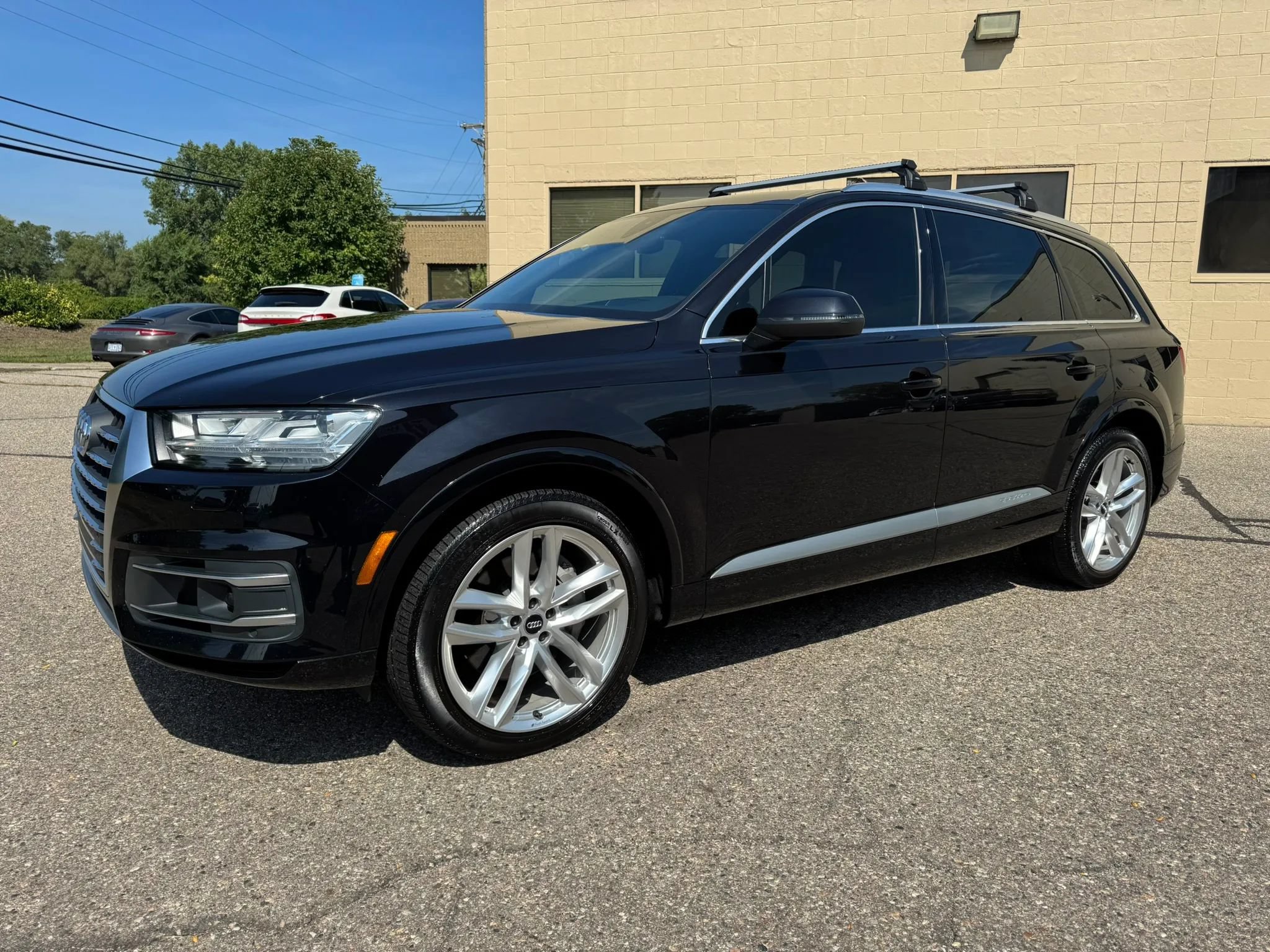 Used 2018 Audi Q7 3.0T Prestige AWD/4WD image 4