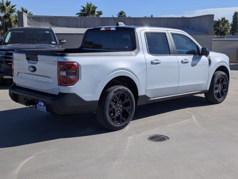 New 2026 Ford Maverick Lariat w/ Black Appearance Package image 2