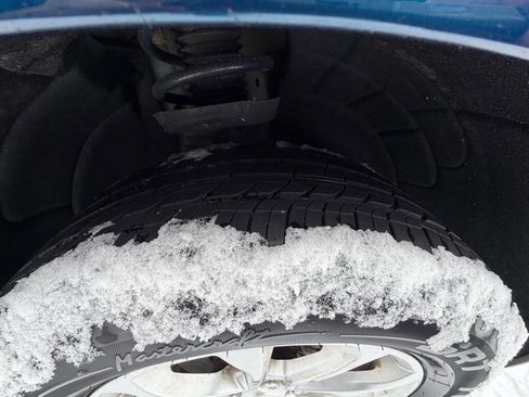 Used 2021 Chevrolet Equinox LT image 60