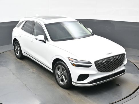 Certified 2026 Genesis GV70 2.5T Select image 35