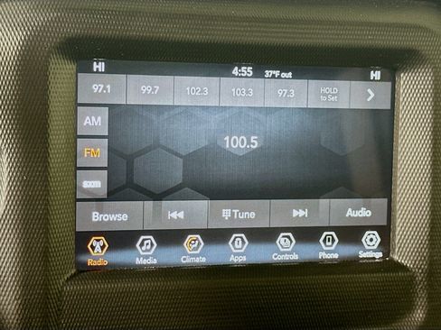 Used 2021 Jeep Wrangler Sport S image 21