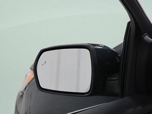 Used 2024 Ford Edge SEL image 23