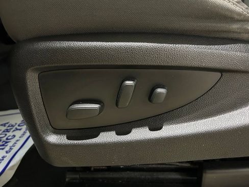 Used 2017 GMC Sierra 1500 SLE AWD/4WD image 17