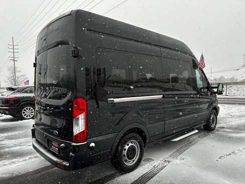 Used 2017 Ford Transit 350 XL image 6